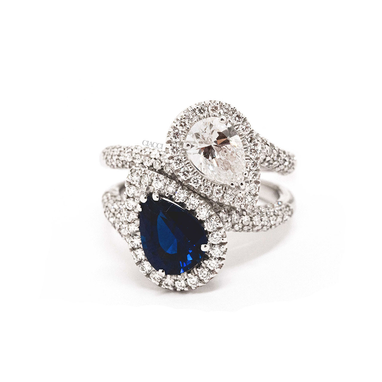 Anello Digo Contrarie Diamante e Zaffiro con Brillanti