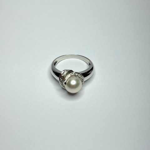 Anello Nimei con Perla e Brillanti (Gioielli)